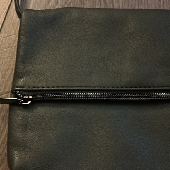 Leather cross body bag - Picture 3 of 4